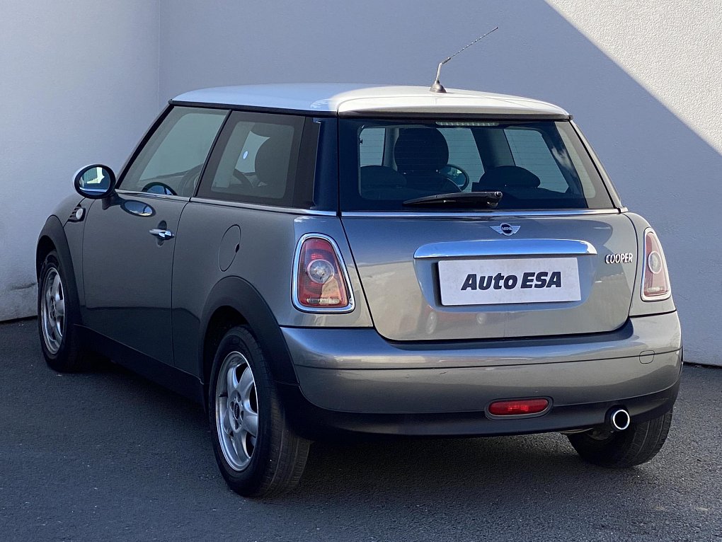 Mini Cooper 1.6i 