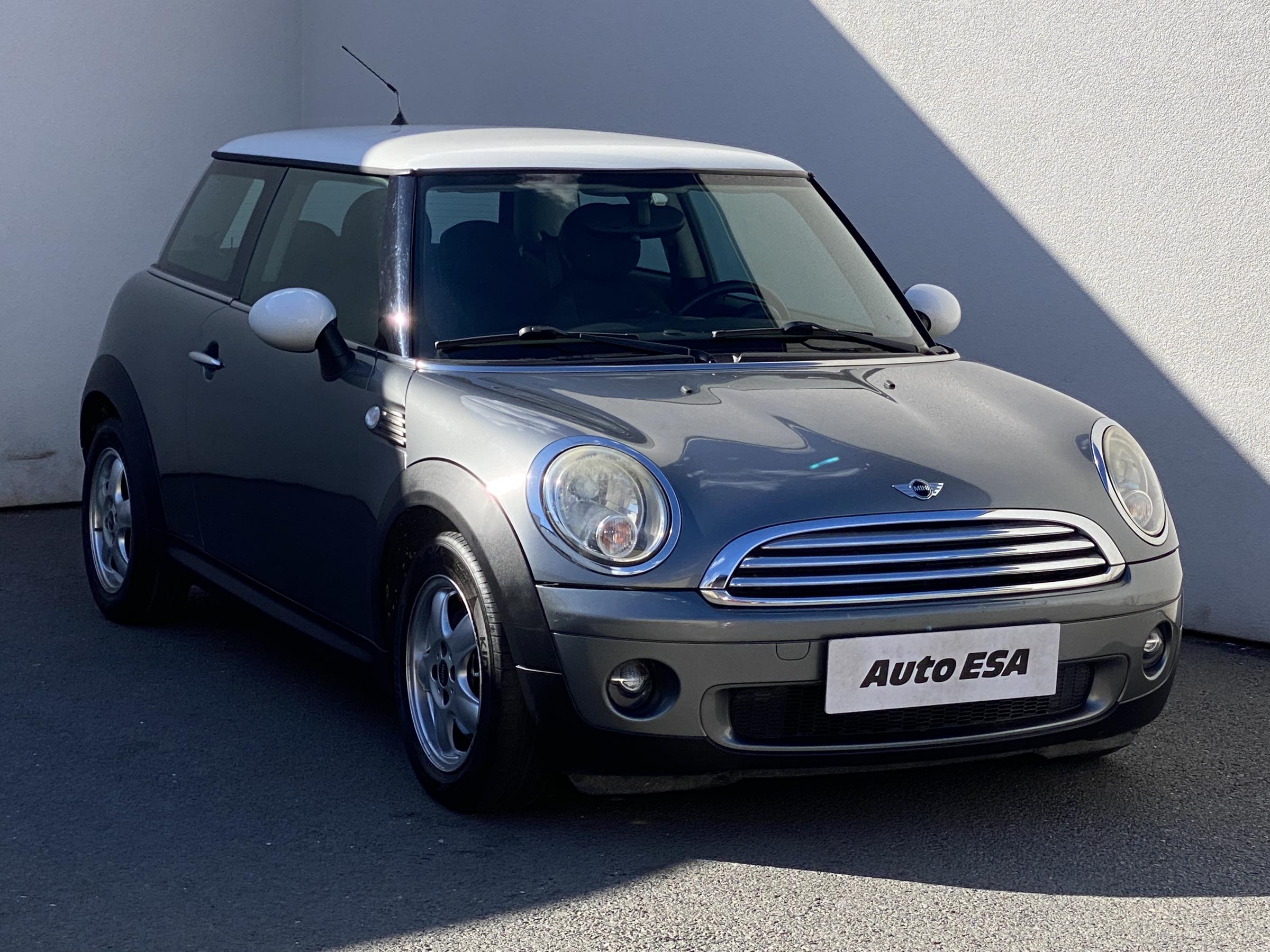 Mini Cooper, 2010