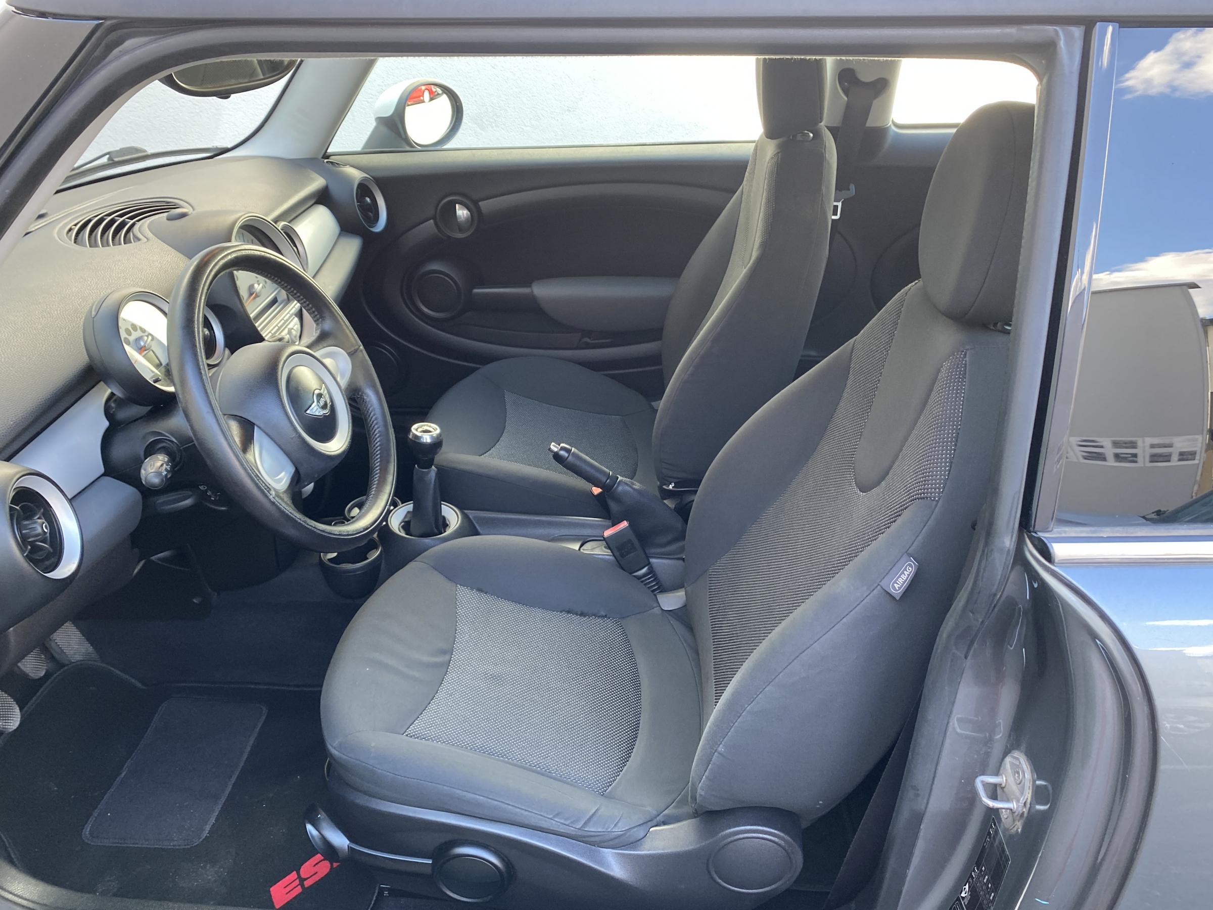 Mini Cooper, 2010 - pohled č. 11