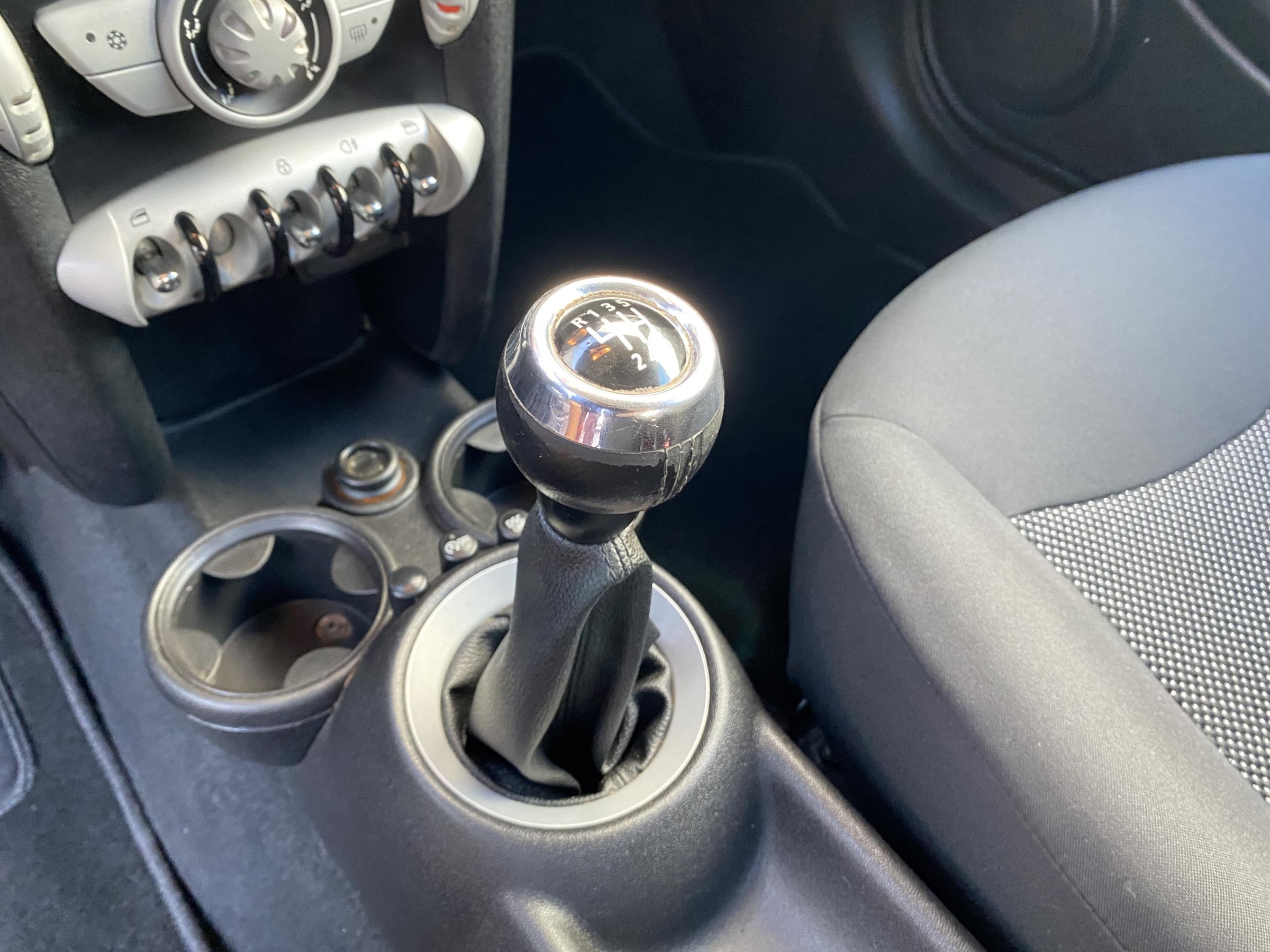 Mini Cooper, 2010 - pohled č. 16