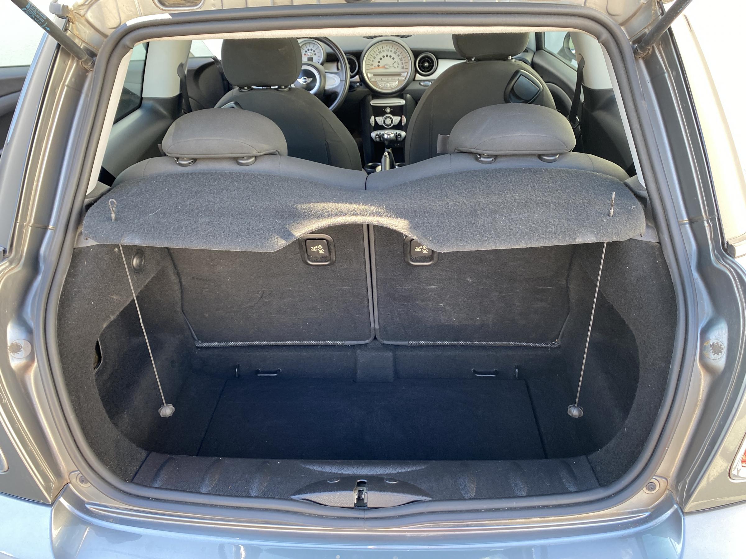 Mini Cooper, 2010 - pohled č. 7