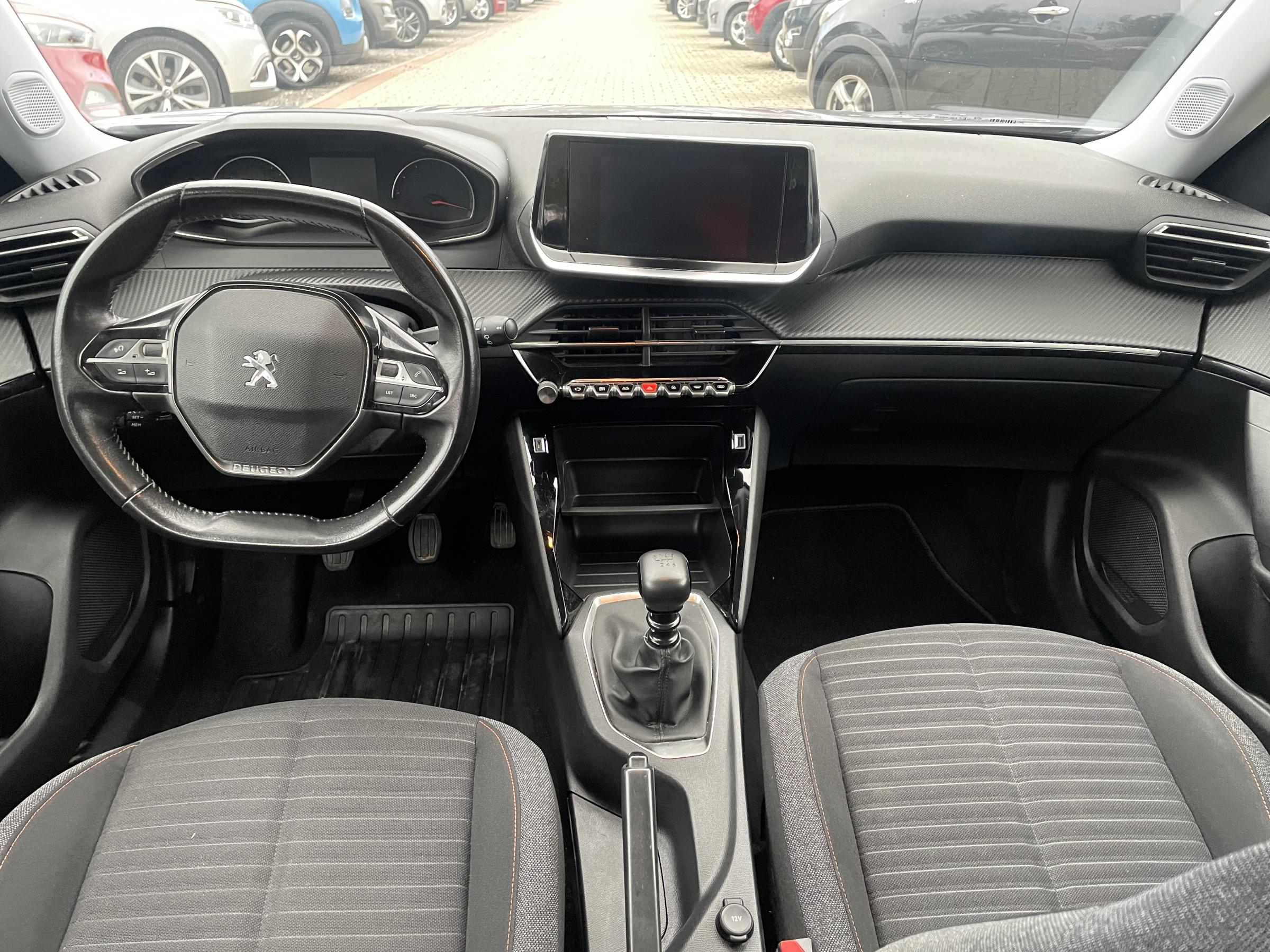 Peugeot 2008, 2020 - pohled č. 8