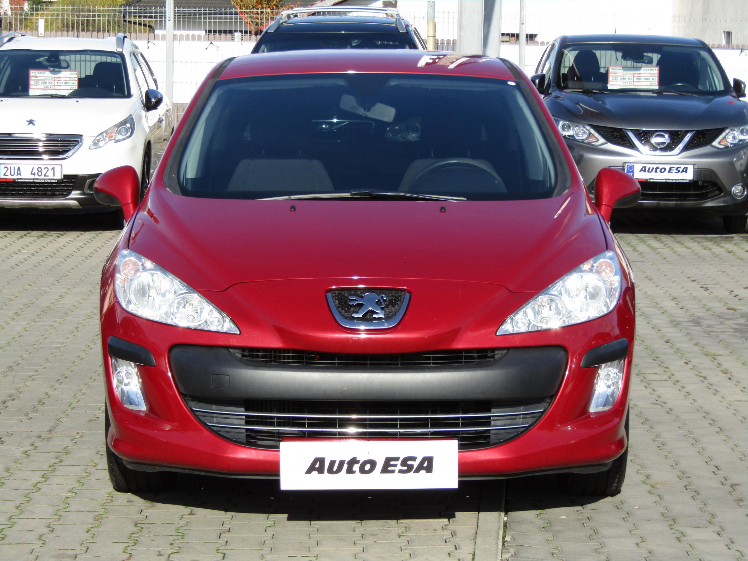Peugeot 308, 2011 - pohled č. 2