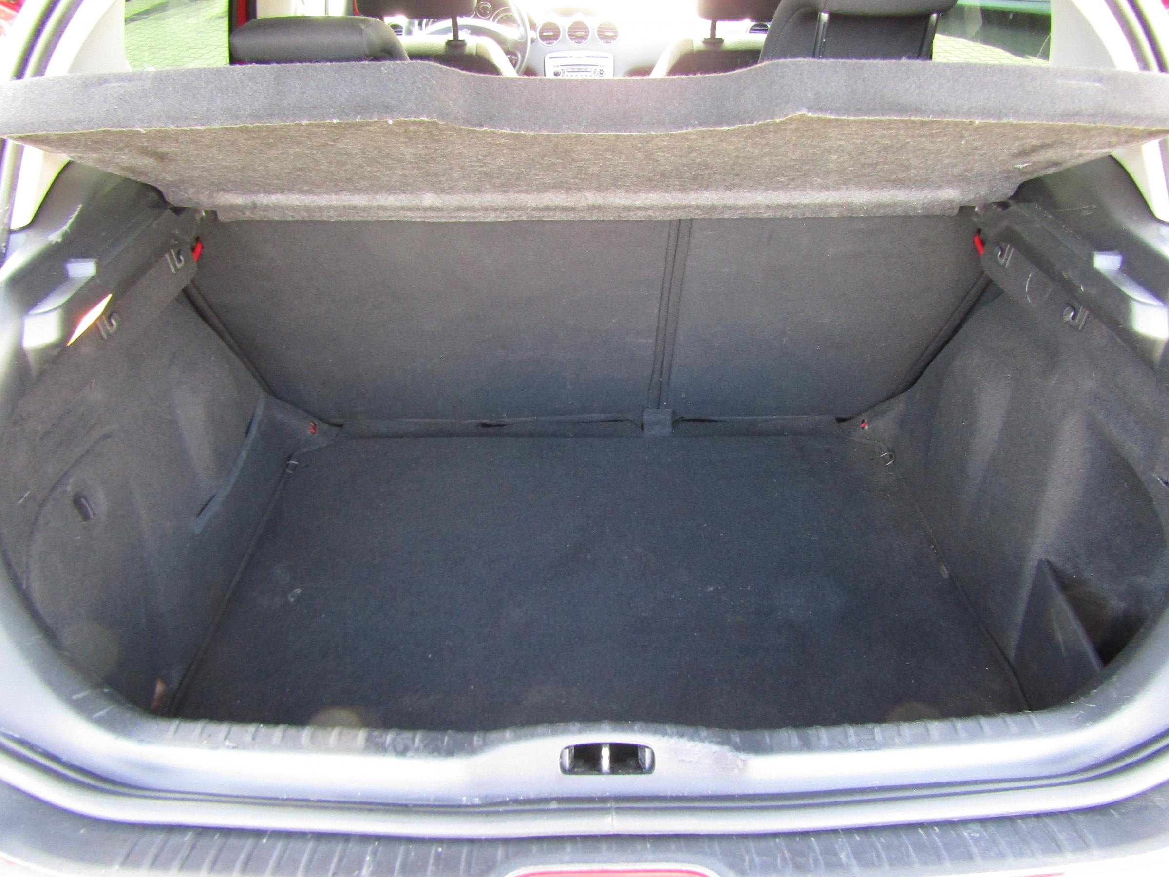 Peugeot 308, 2011 - pohled č. 7