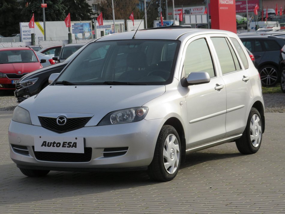 Mazda 2 1.2i 