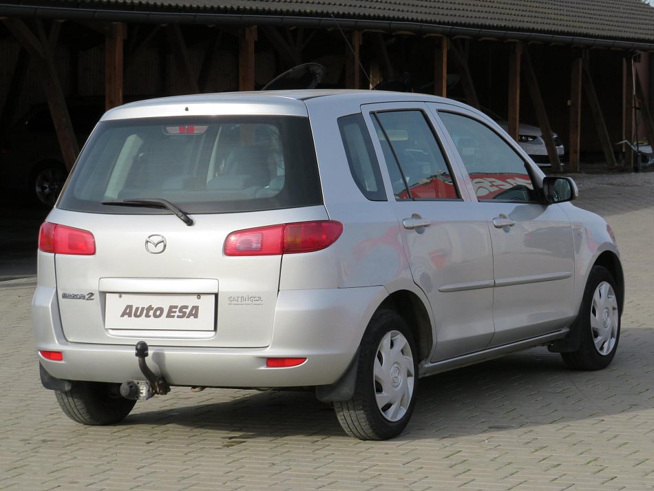 Mazda 2 1.2i 