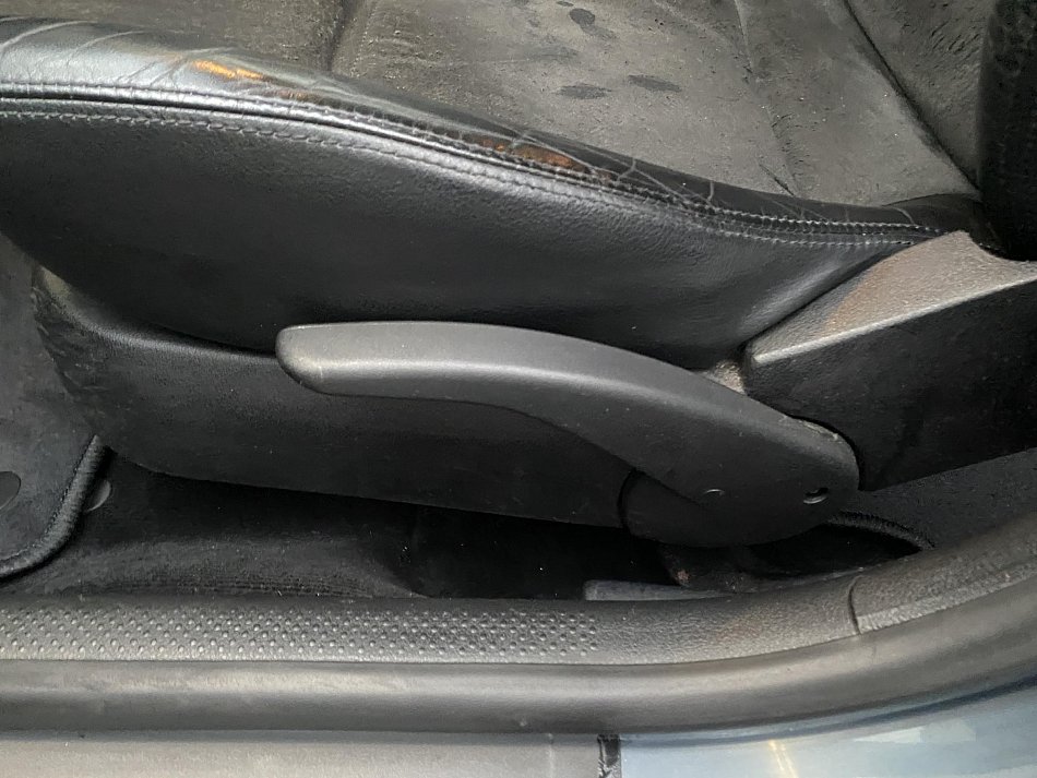 Volkswagen Passat 2.3i 