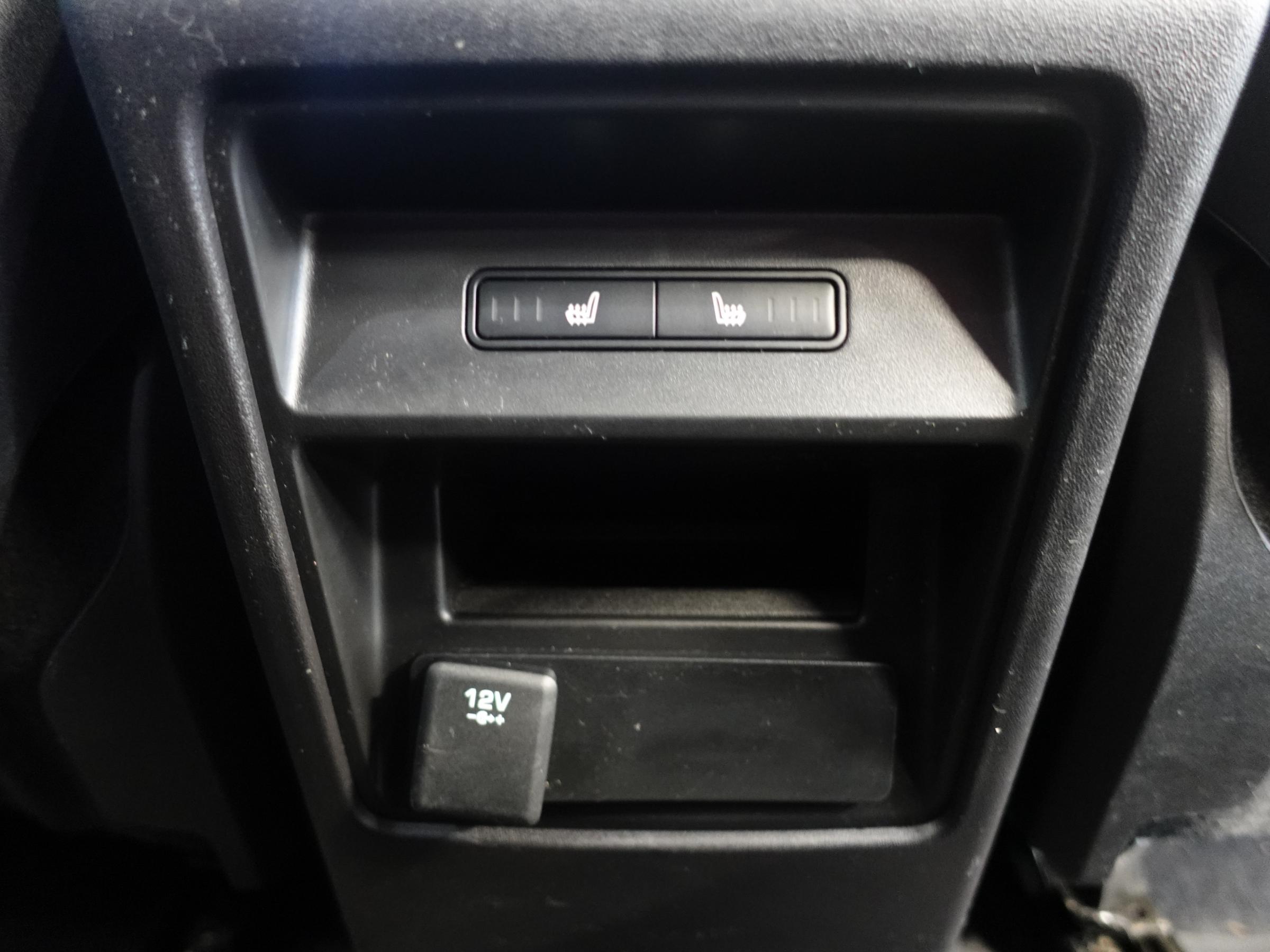 Land Rover Discovery Sport, 2015 - pohled č. 14