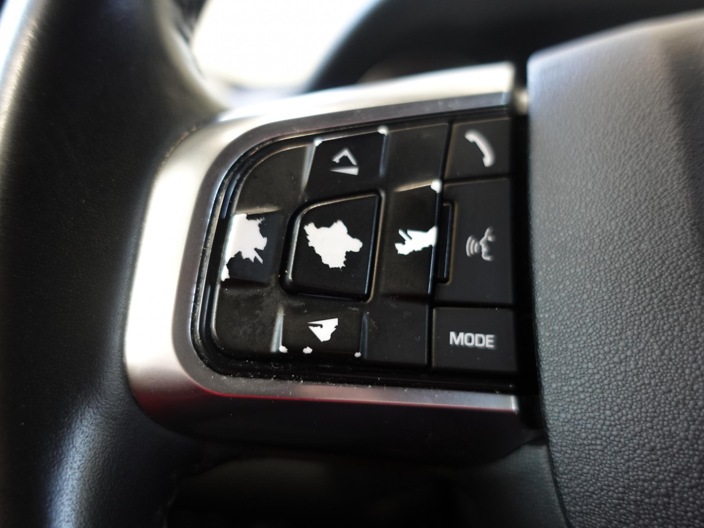 Land Rover Discovery Sport, 2015 - pohled č. 16