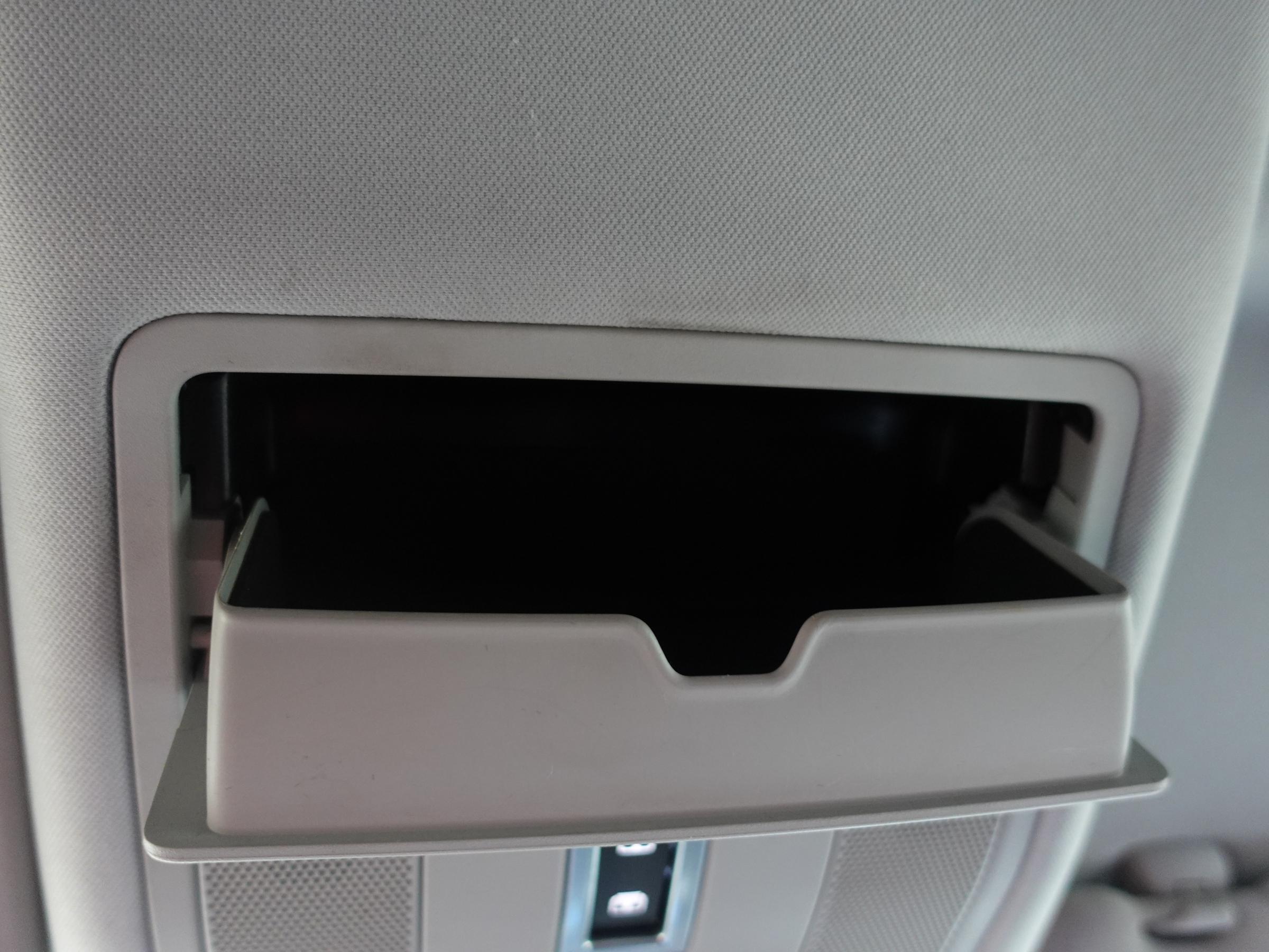 Land Rover Discovery Sport, 2015 - pohled č. 18