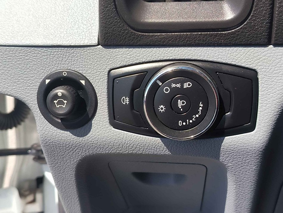 Ford Transit 2.0TDCi  VALNÍK