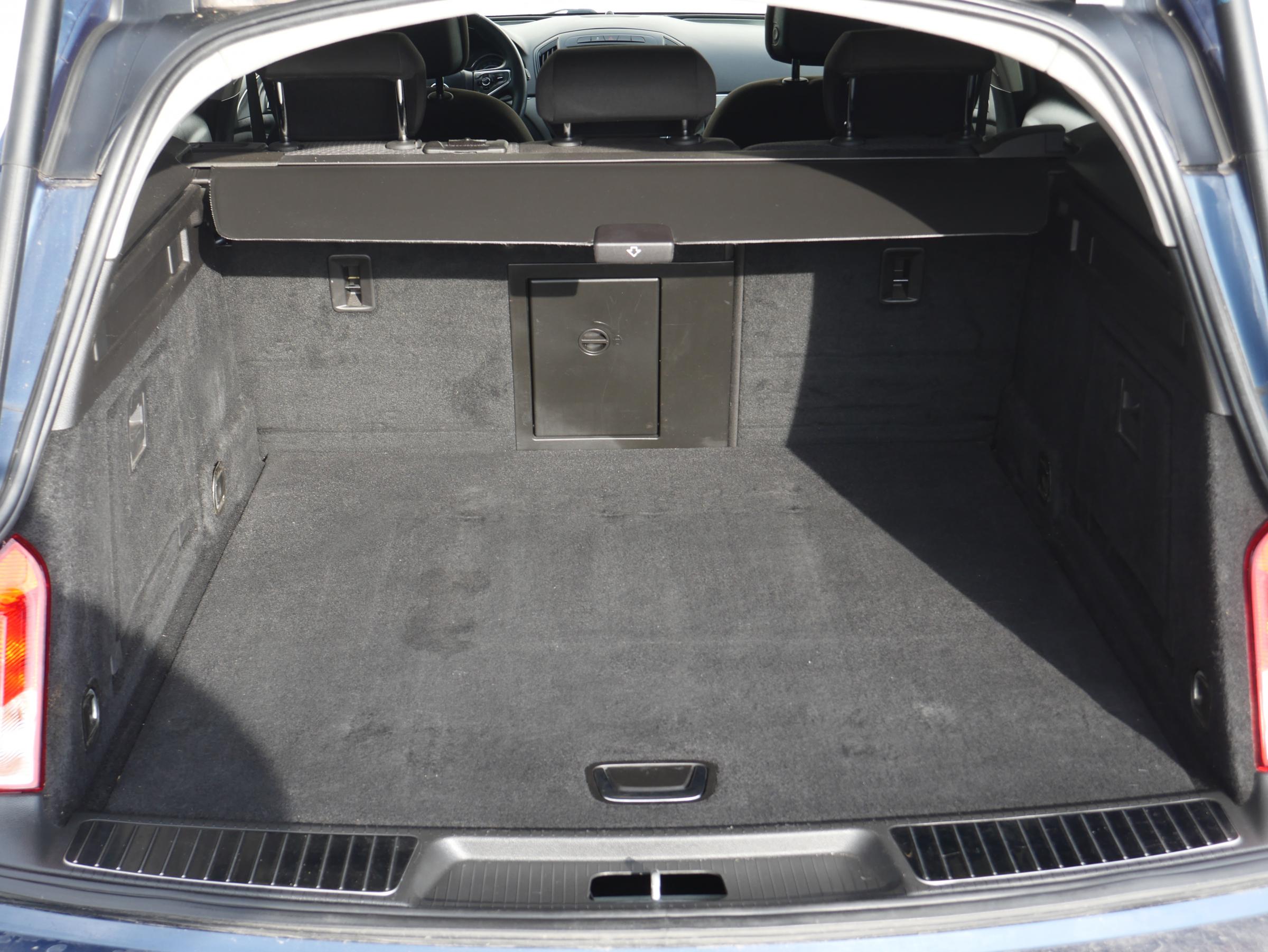 Opel Insignia, 2015 - pohled č. 7