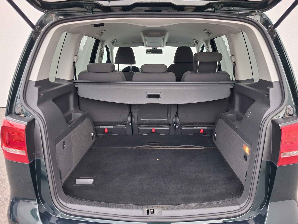 Volkswagen Touran 2.0 TDi Highline