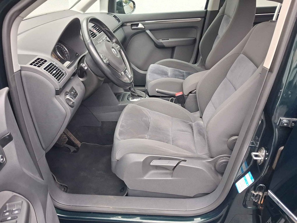 Volkswagen Touran 2.0 TDi Highline