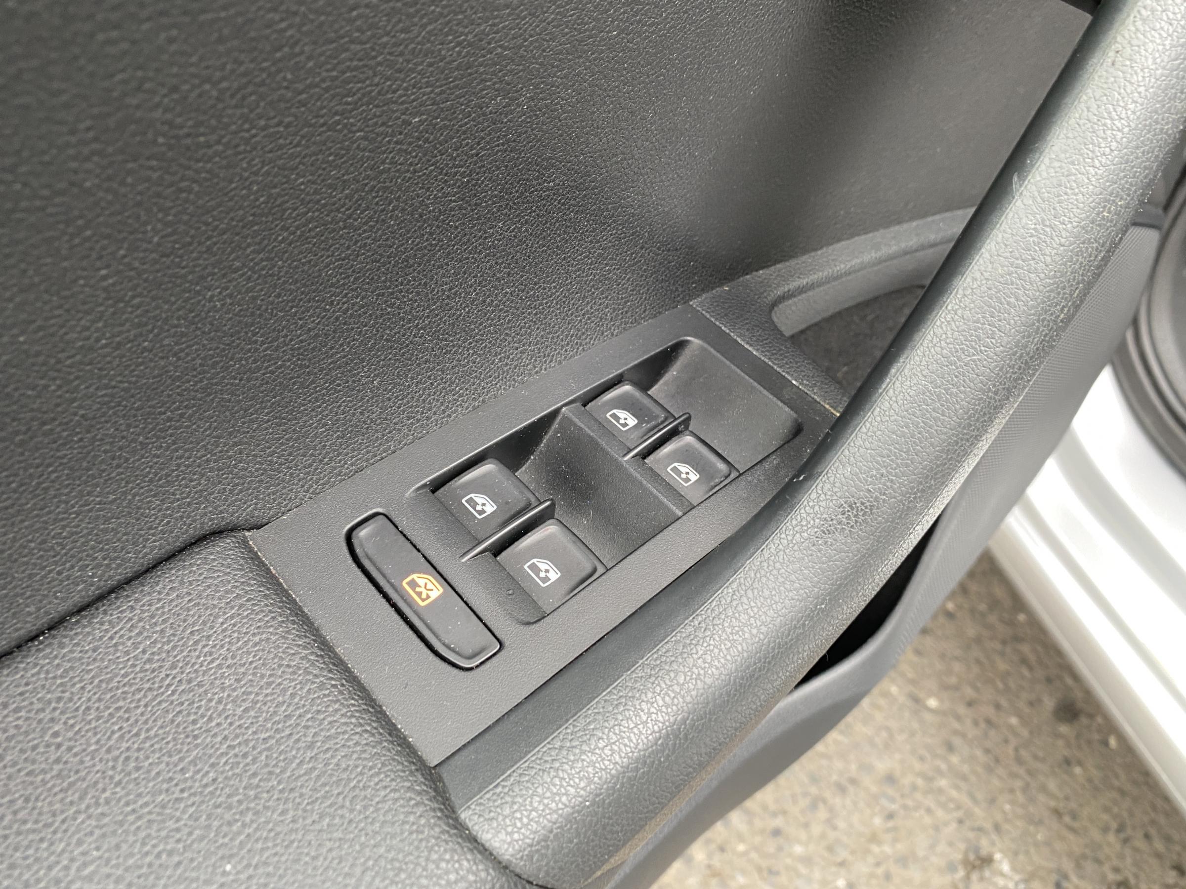 Škoda Octavia III, 2017 - pohled č. 13