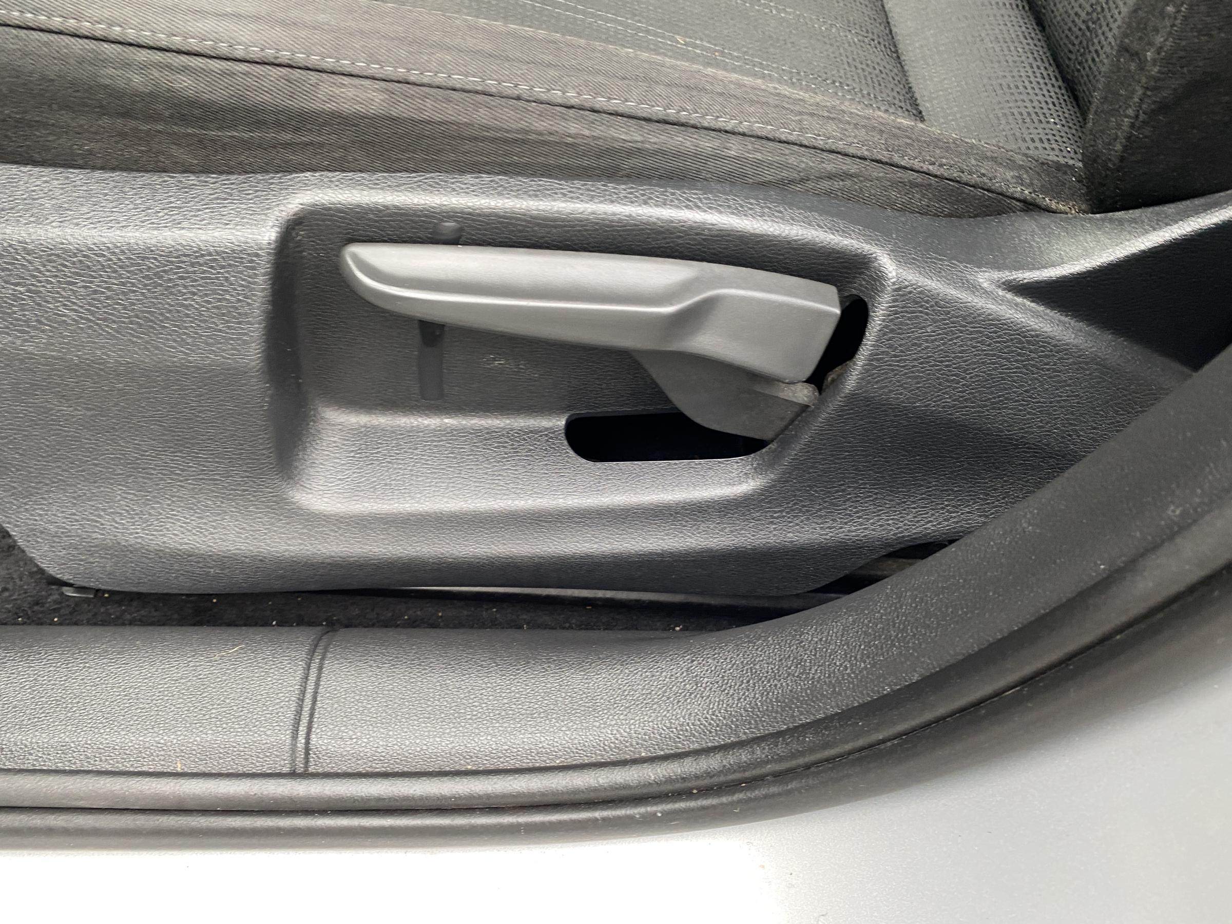 Škoda Octavia III, 2017 - pohled č. 14