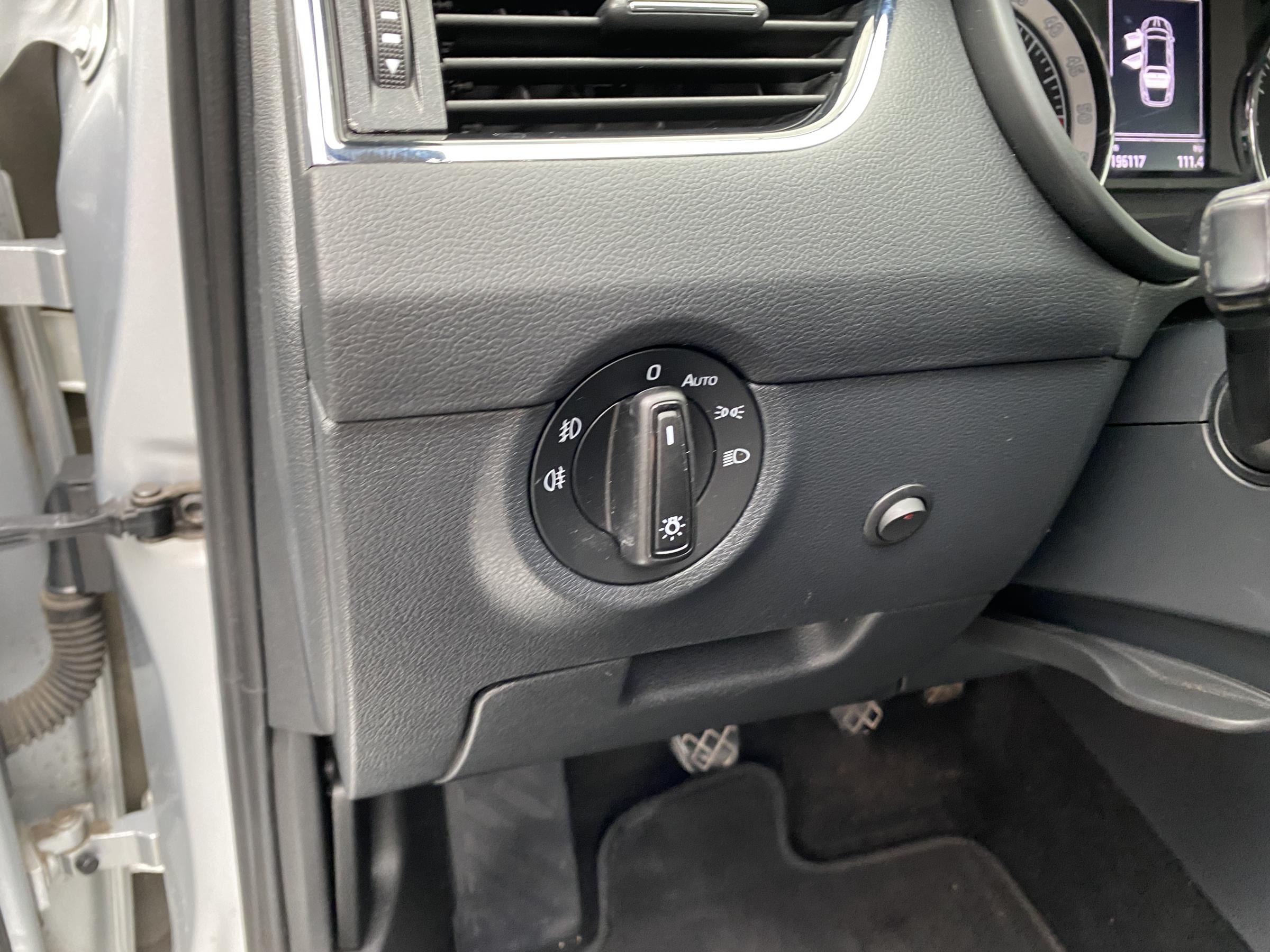 Škoda Octavia III, 2017 - pohled č. 15