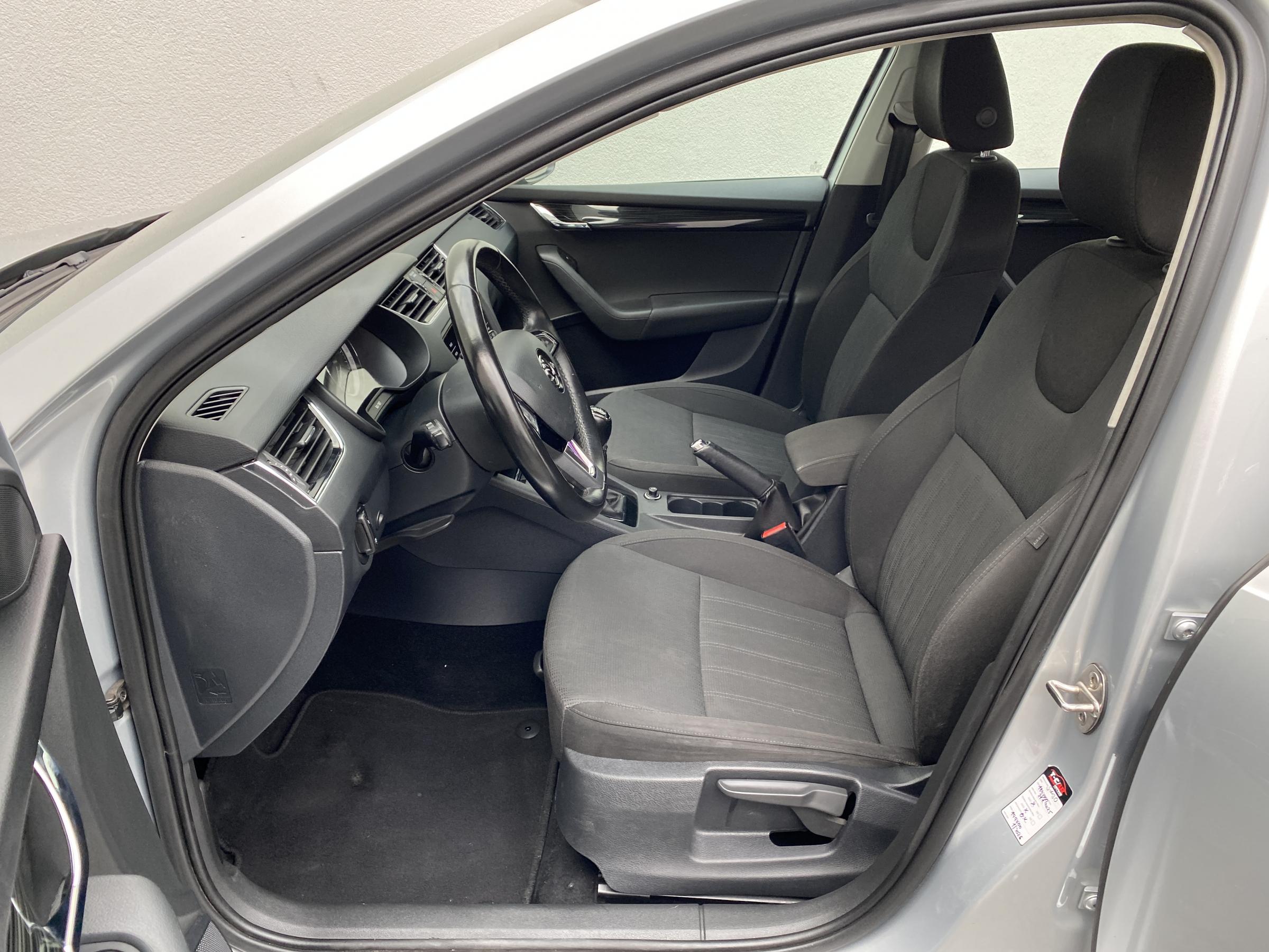 Škoda Octavia III, 2017 - pohled č. 9