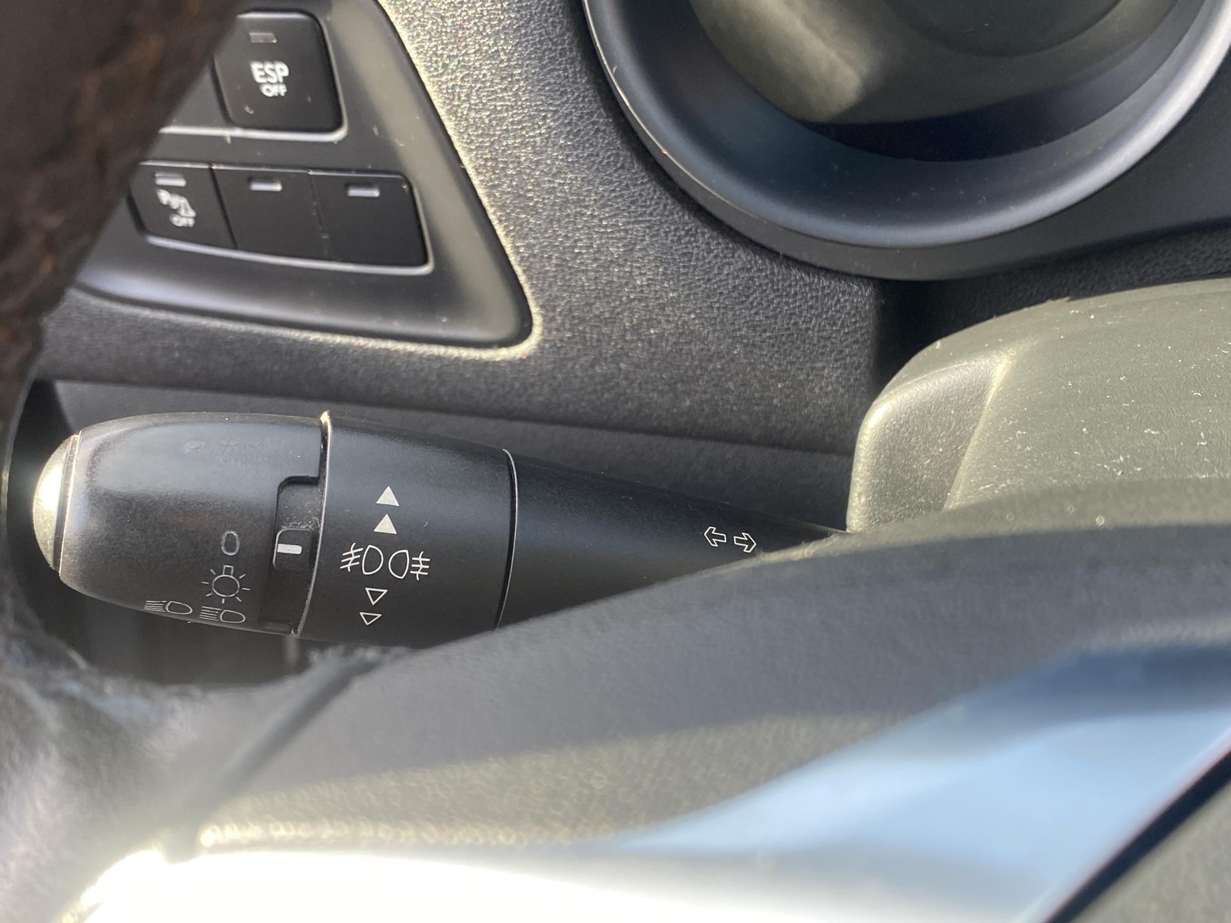 Citroën C4, 2012 - pohled č. 17