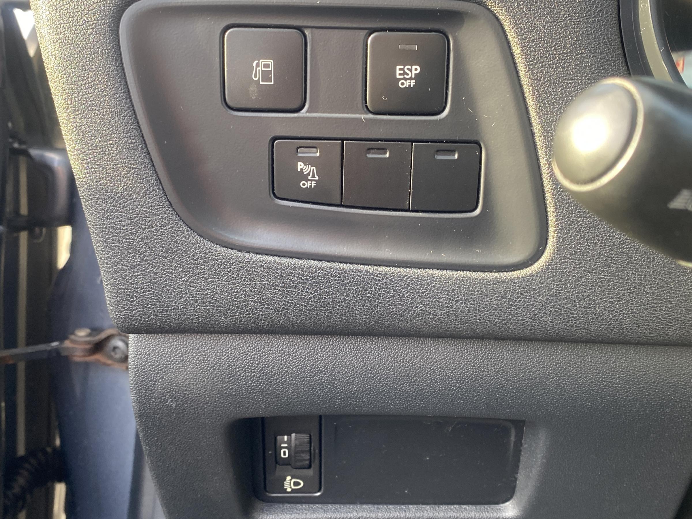 Citroën C4, 2012 - pohled č. 18