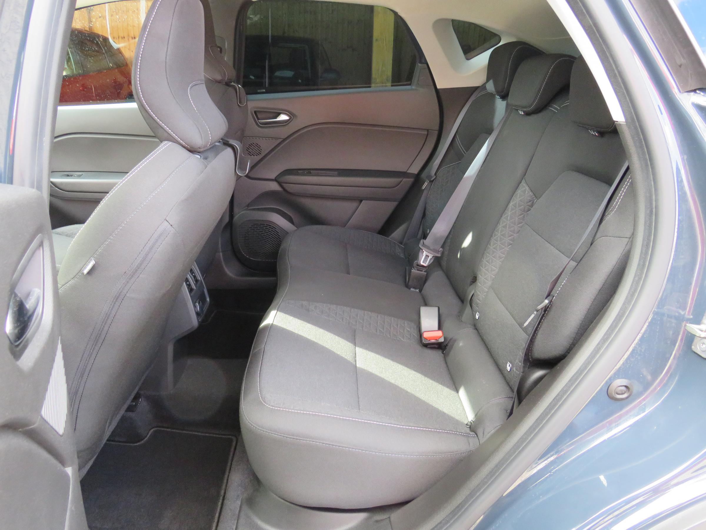 Renault Captur, 2024 - pohled č. 10