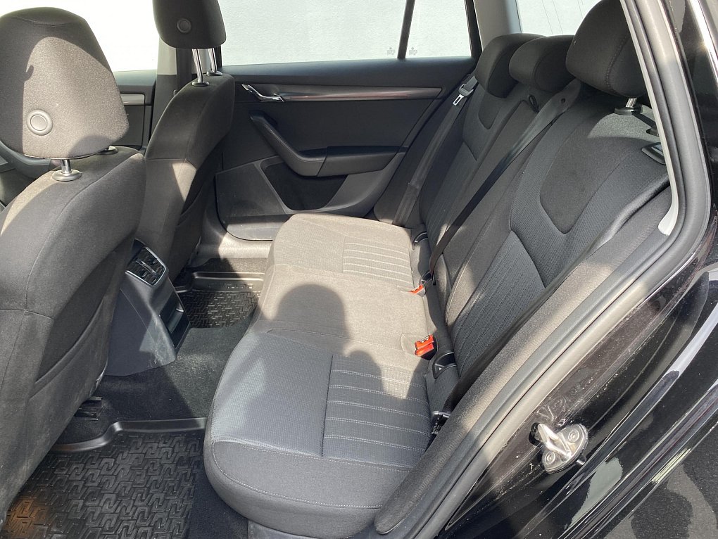 Škoda Octavia III 2.0 TDi Style