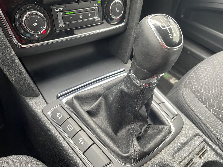 Škoda Superb II 1.4 TSi Ambition