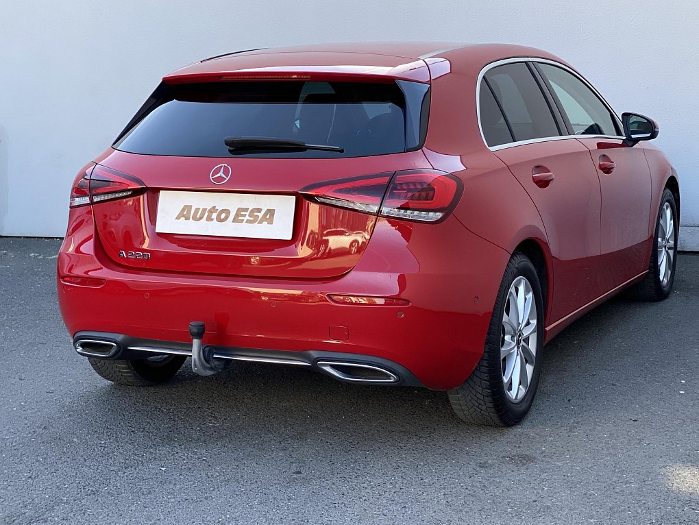 Mercedes-Benz Třída A 2.0T Sport A220