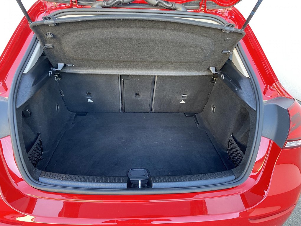 Mercedes-Benz Třída A 2.0T Sport A220