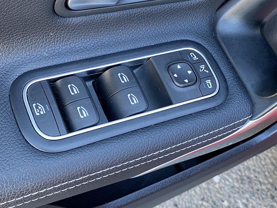 Mercedes-Benz Třída A 2.0T Sport A220