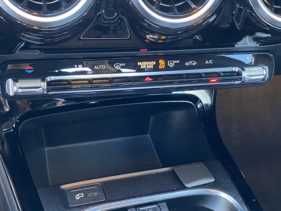 Mercedes-Benz Třída A 2.0T Sport A220