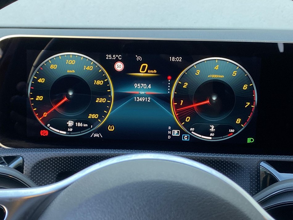 Mercedes-Benz Třída A 2.0T Sport A220