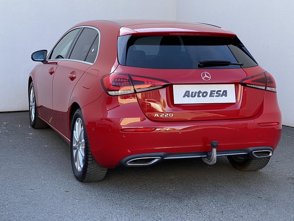 Mercedes-Benz Třída A 2.0T Sport A220