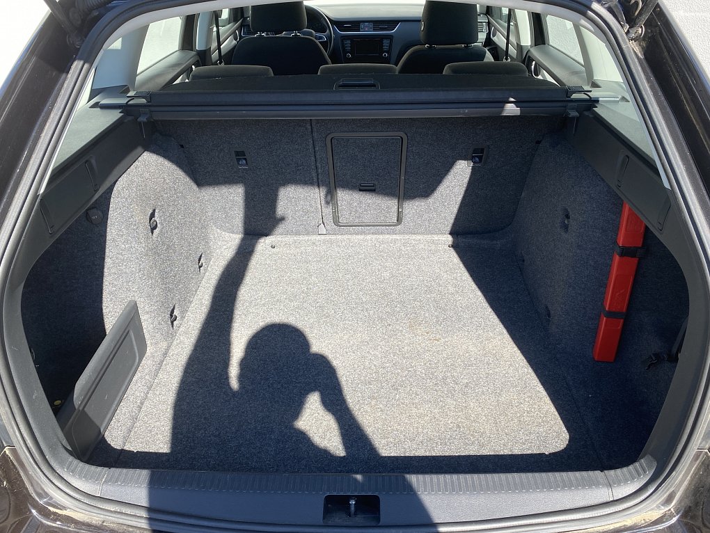 Škoda Octavia III 2.0 TDi Ambiente
