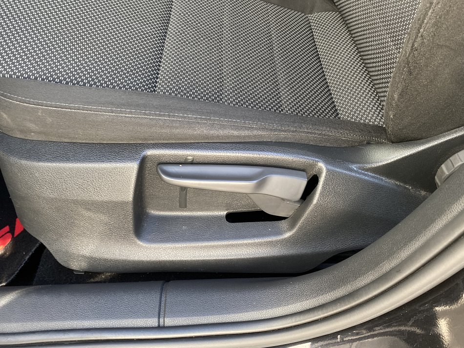 Škoda Octavia III 2.0 TDi Ambiente