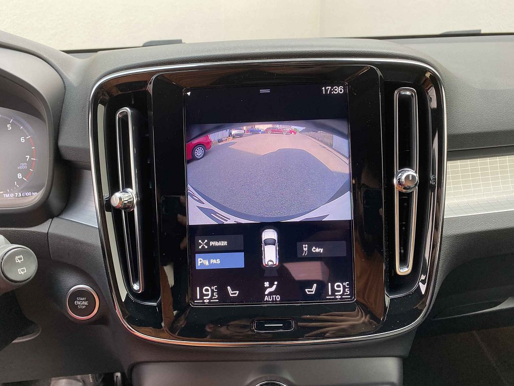 Volvo XC40 1.5i 