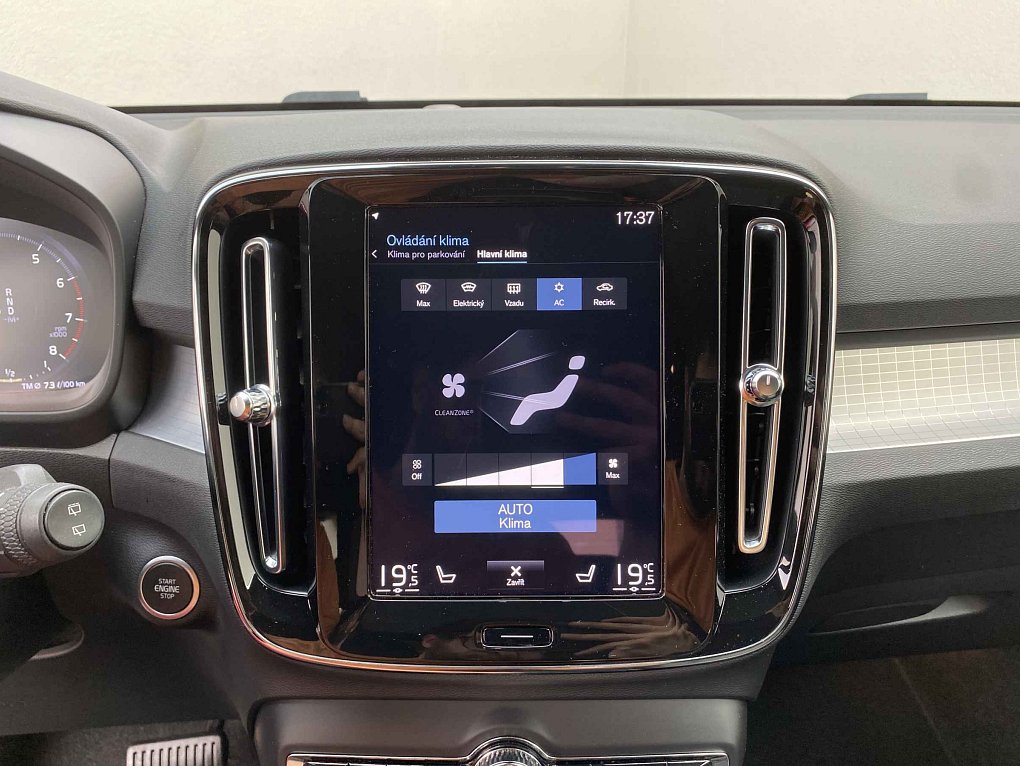 Volvo XC40 1.5i 