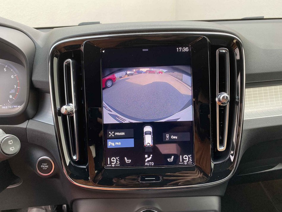 Volvo XC40 1.5i 