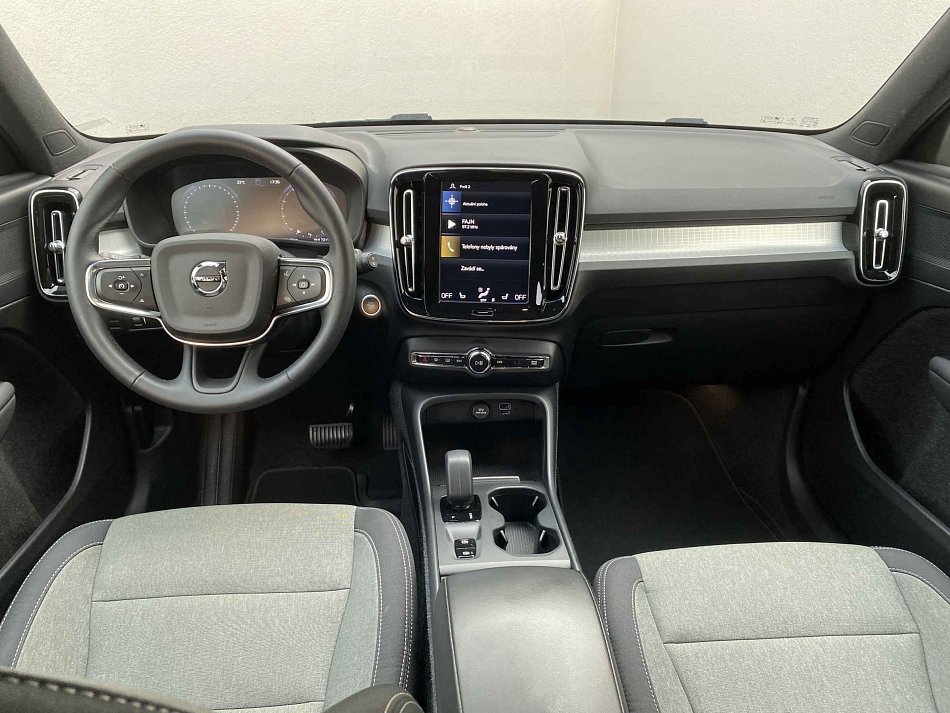 Volvo XC40 1.5i 