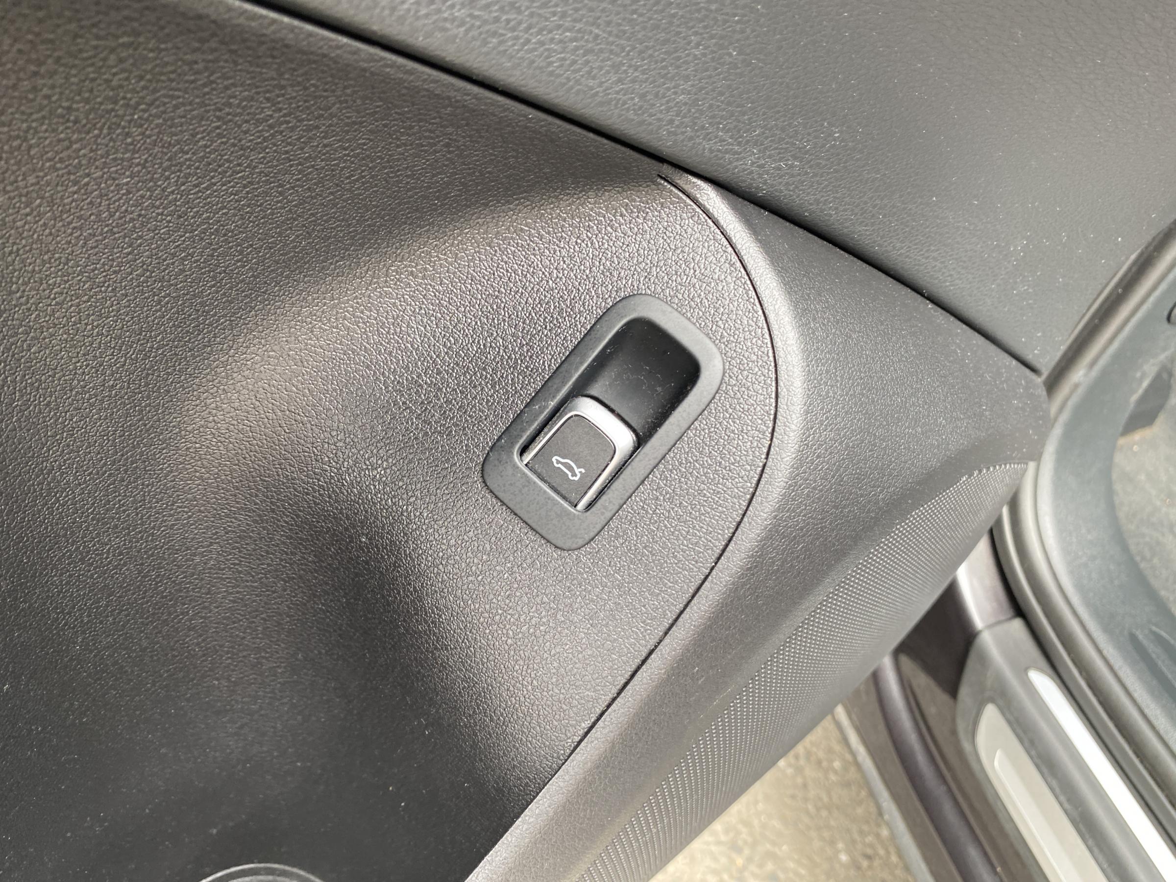 Audi Q5, 2016 - pohled č. 17