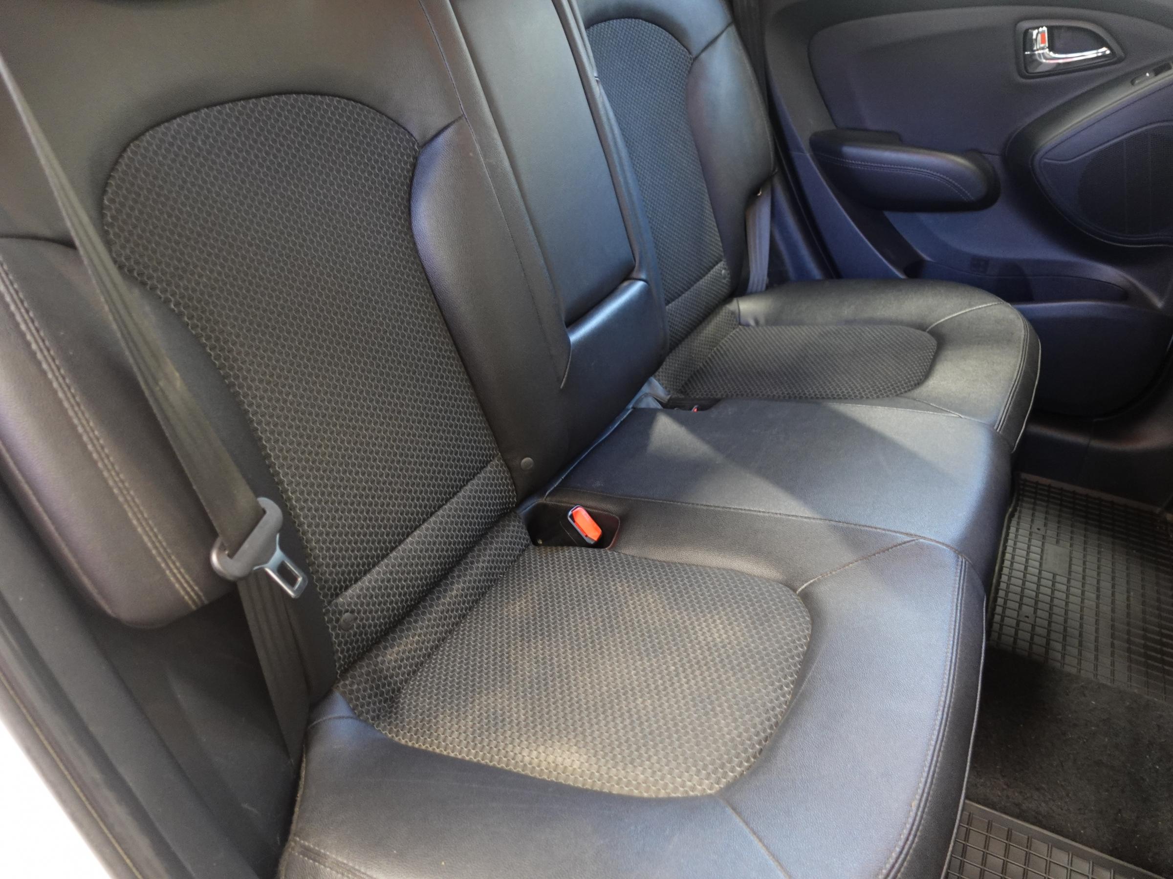 Hyundai ix35, 2013 - pohled č. 12