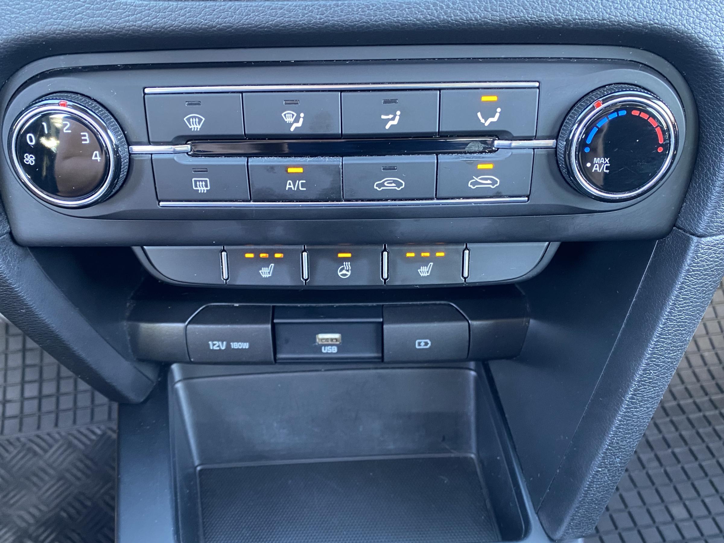 Kia Cee´d, 2020 - pohled č. 19