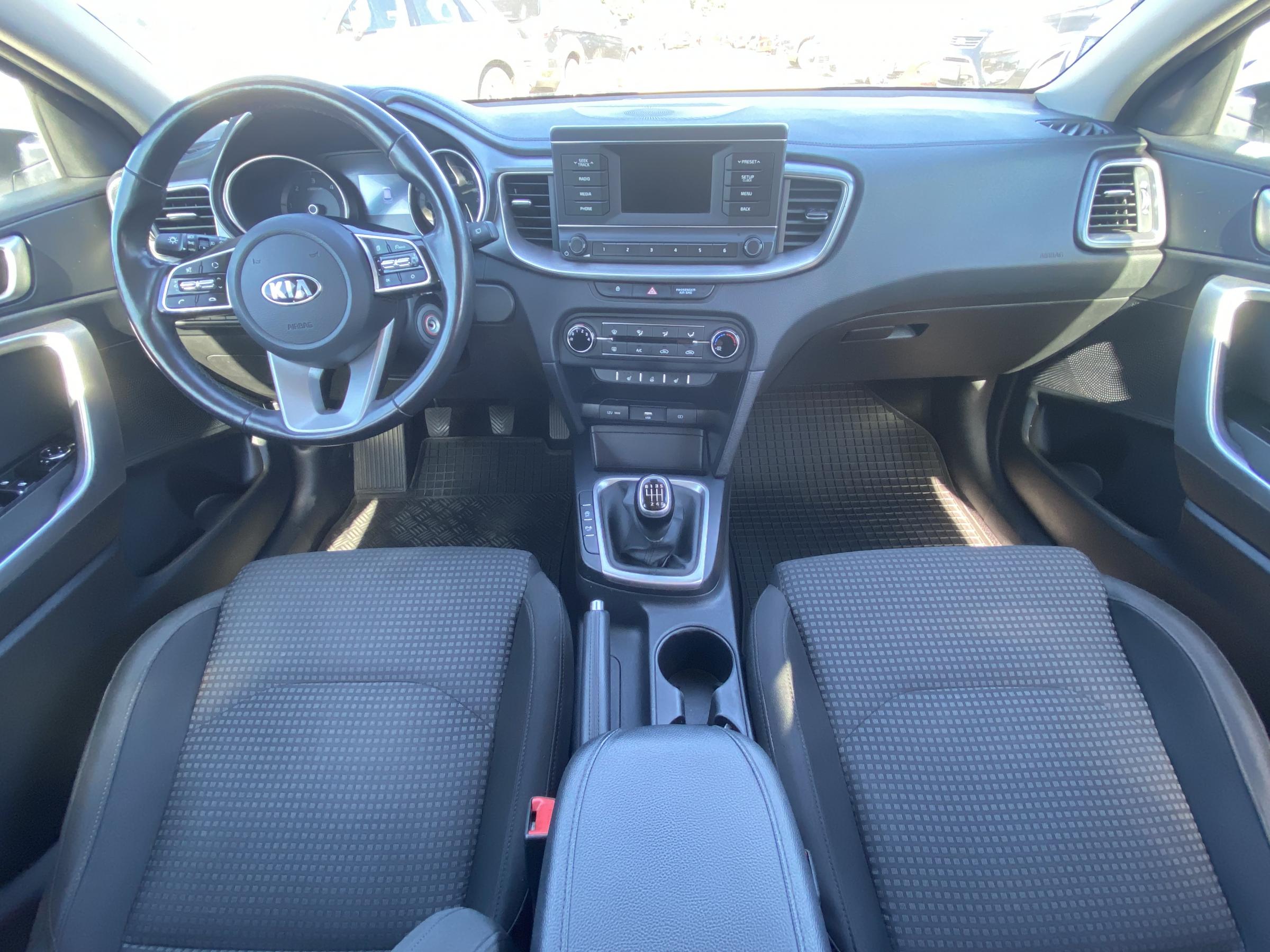 Kia Cee´d, 2020 - pohled č. 8