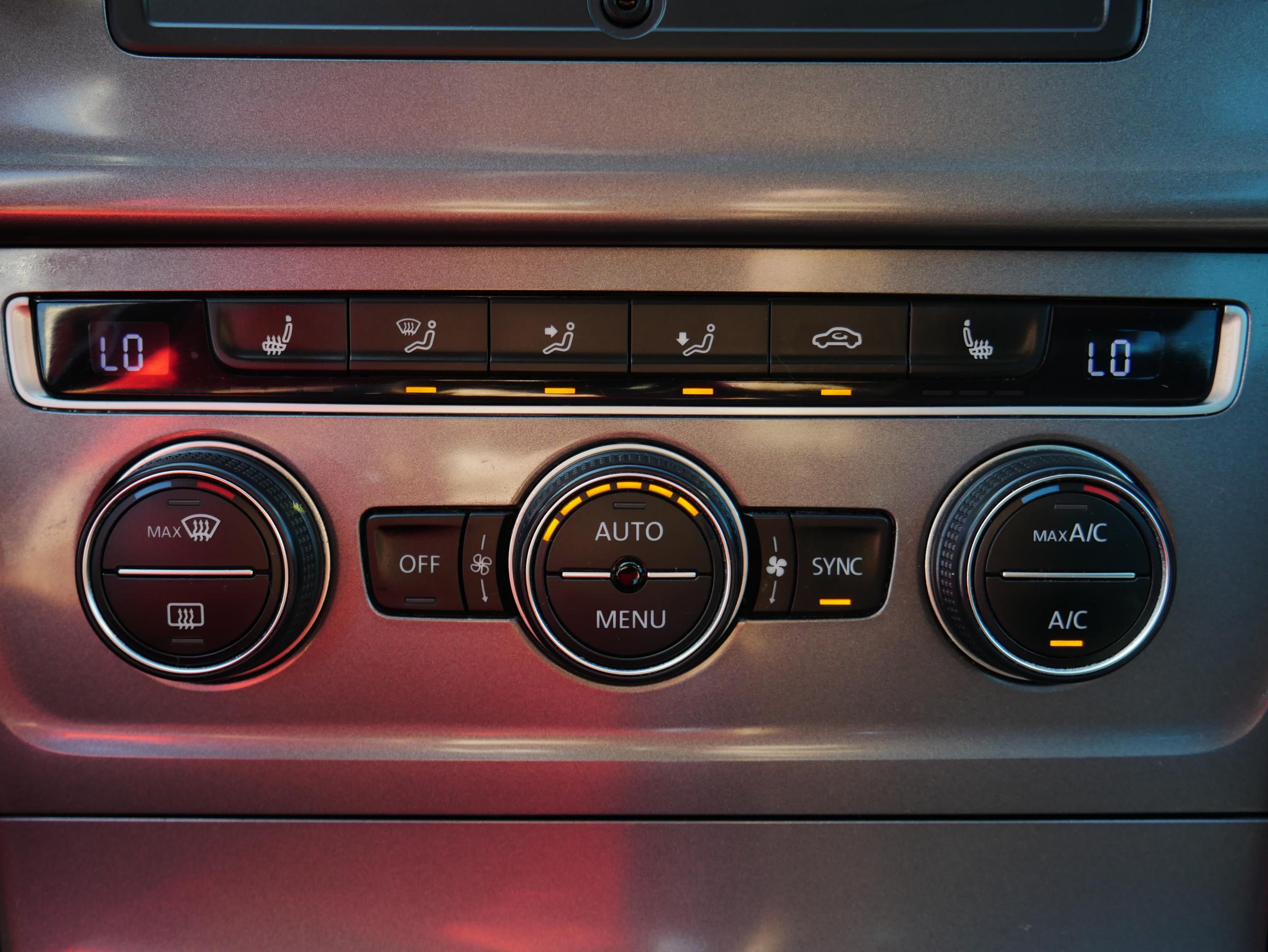 Volkswagen Golf, 2015 - pohled č. 21