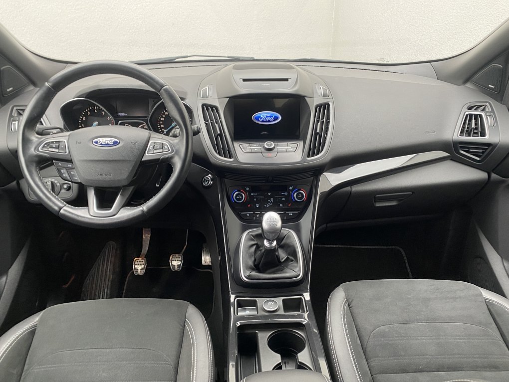 Ford Kuga 1.5 EB ST-Line