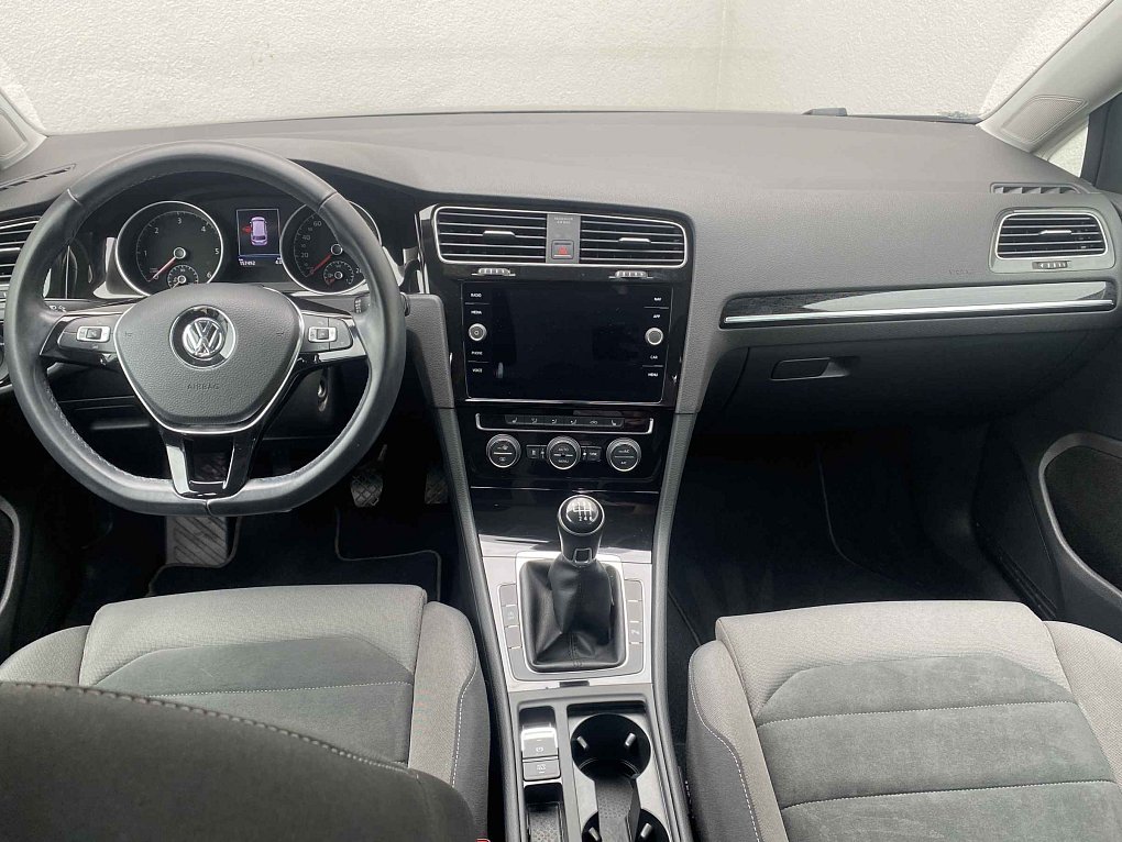 Volkswagen Golf 2.0 TDi Highline