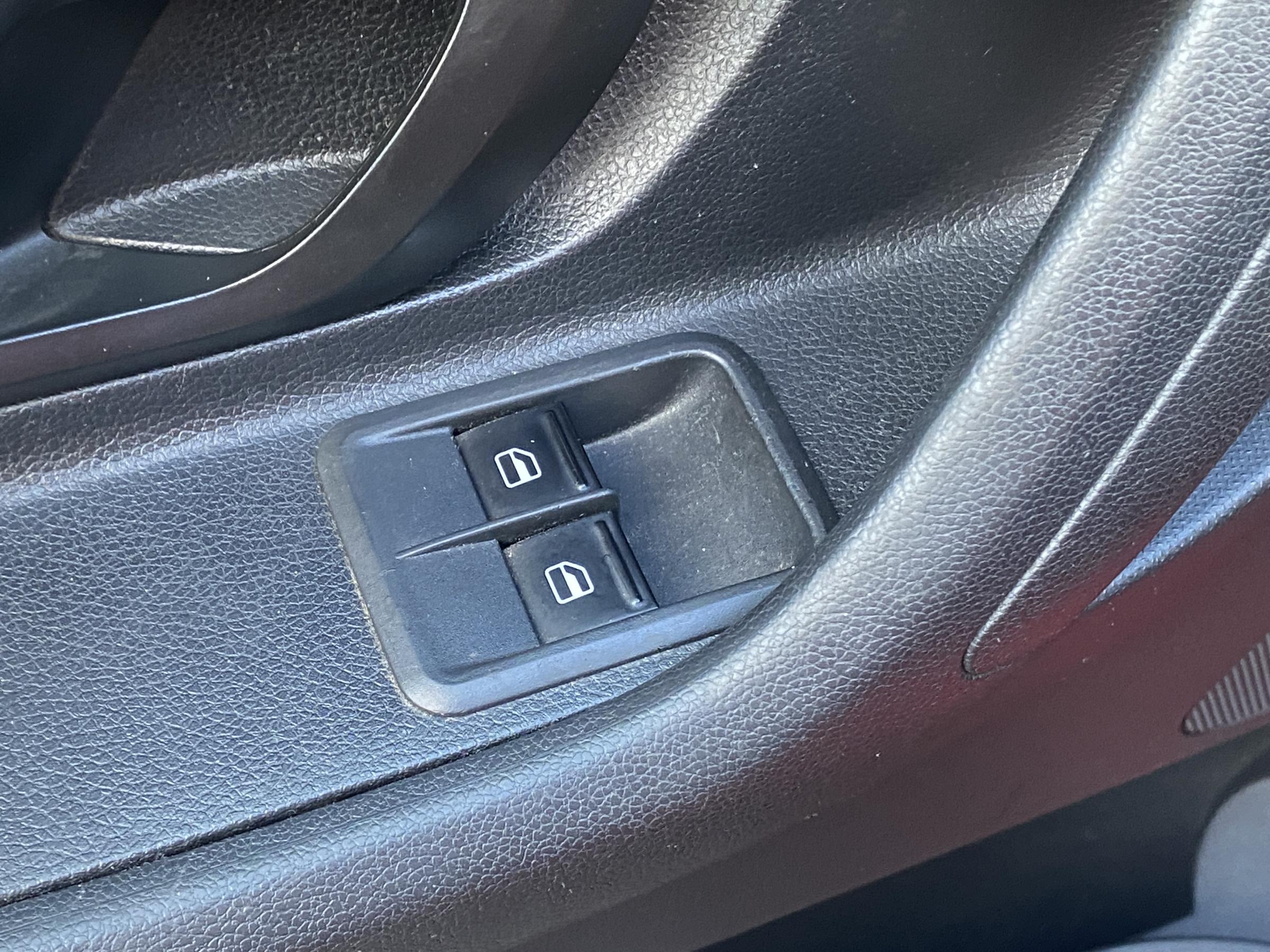 Škoda Fabia II, 2014 - pohled č. 12