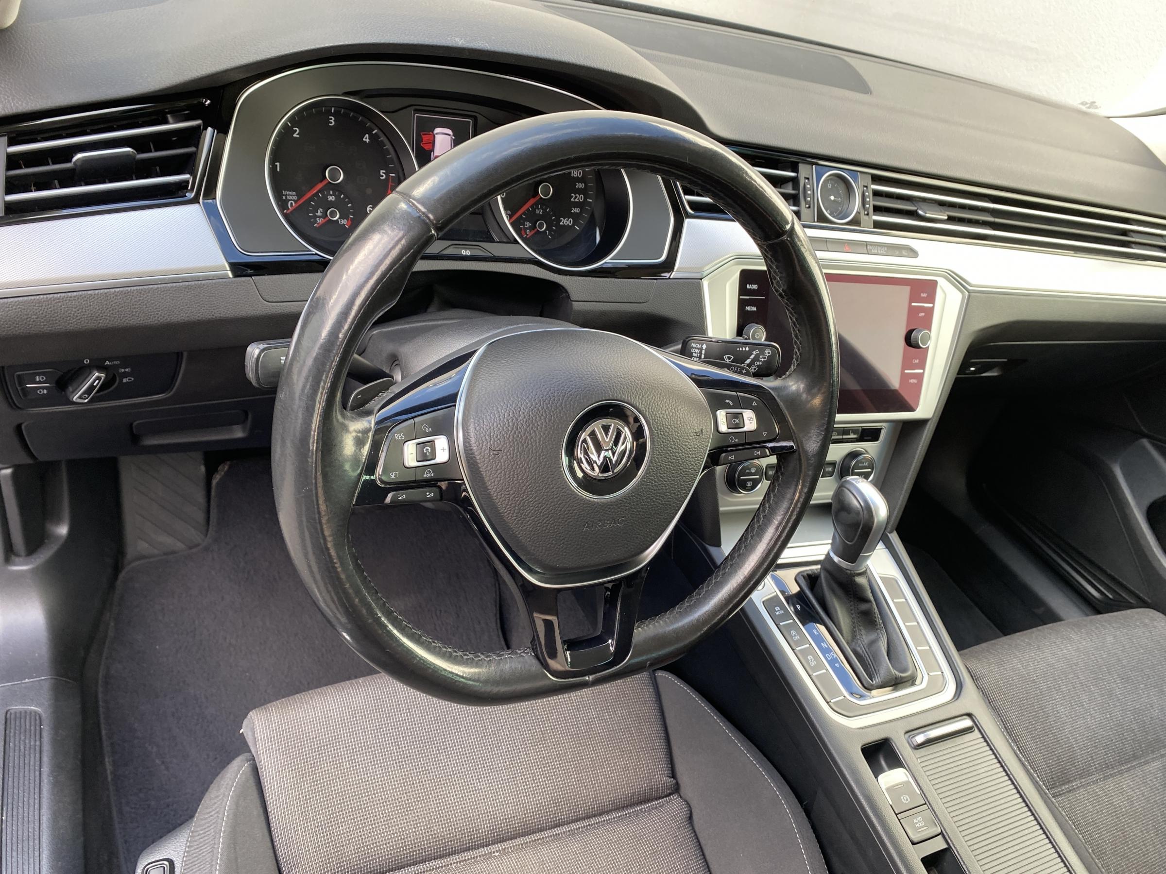 Volkswagen Passat, 2017 - pohled č. 13