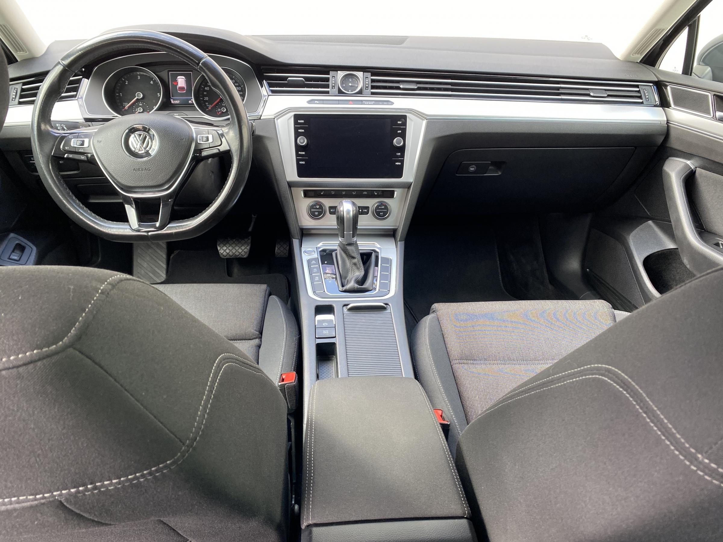 Volkswagen Passat, 2017 - pohled č. 8
