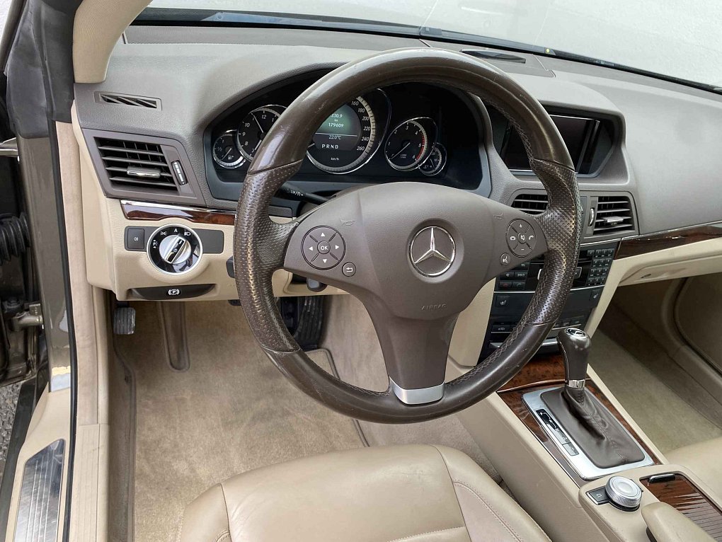 Mercedes-Benz Třída E 3.0 CDi Elegance E350